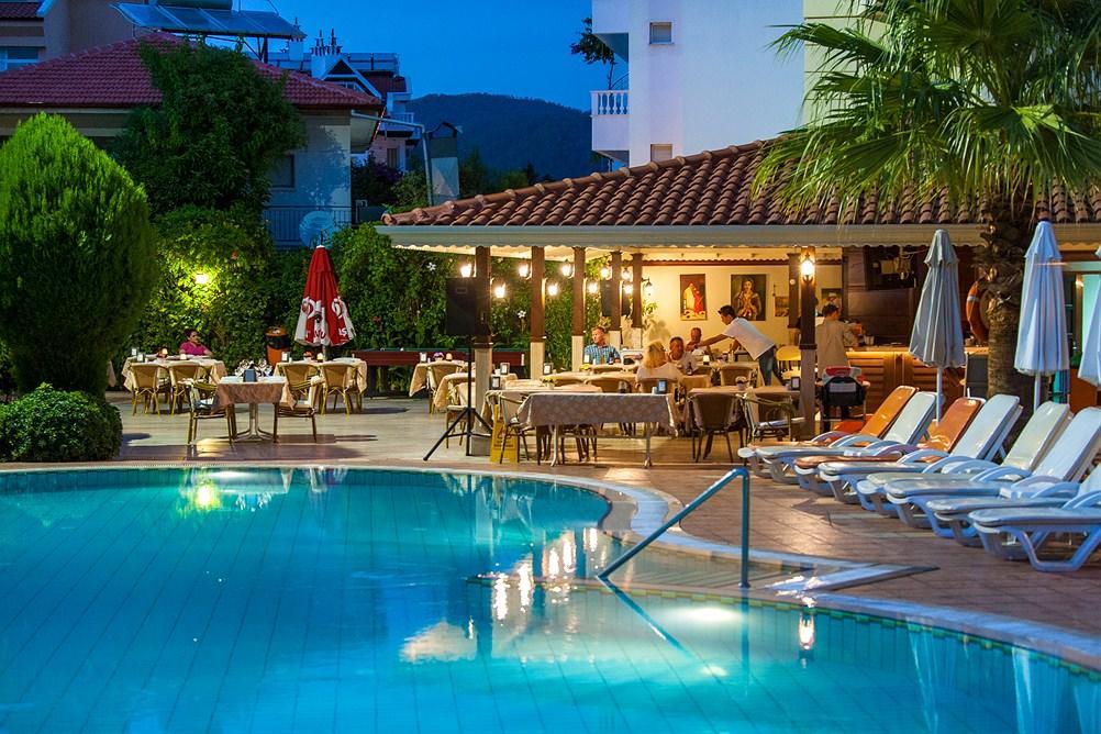 Verona Apartments มาร์มาริส ภายนอก รูปภาพ