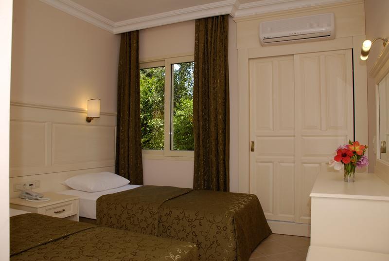 Verona Apartments มาร์มาริส ภายนอก รูปภาพ