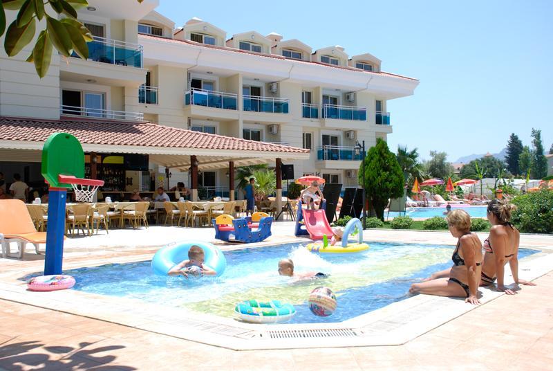 Verona Apartments มาร์มาริส ภายนอก รูปภาพ
